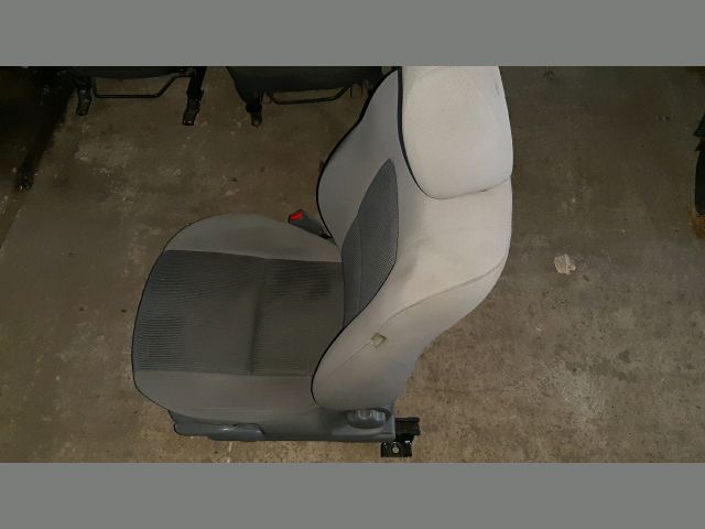 bontott MAZDA 3 Bal első Ülés