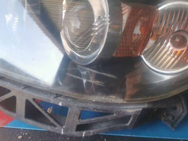 bontott MAZDA 3 Bal Fényszóró