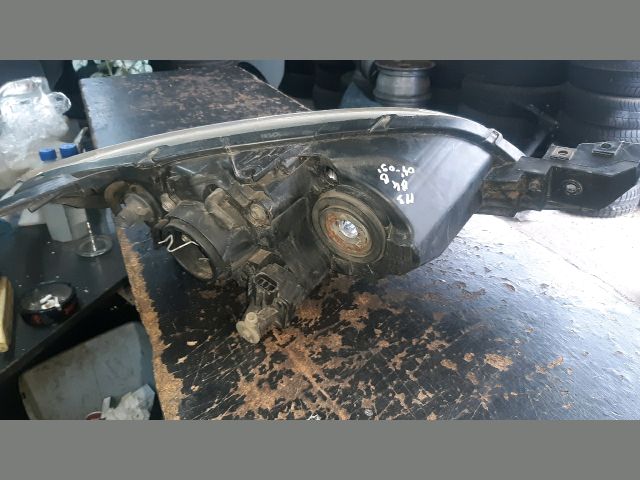 bontott MAZDA 3 Bal Fényszóró