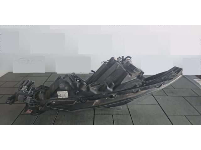 bontott MAZDA 3 Bal Fényszóró