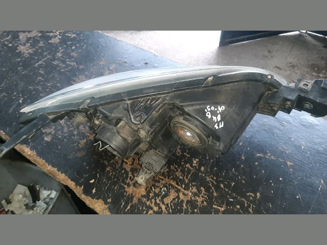 bontott MAZDA 3 Bal Fényszóró