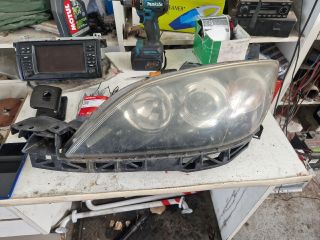 bontott MAZDA 3 Bal Fényszóró