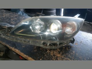 bontott MAZDA 3 Bal Fényszóró