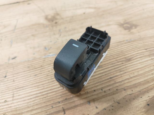 bontott MAZDA 3 Bal hátsó Ablakemelő Kapcsoló