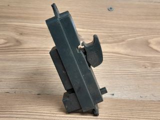 bontott MAZDA 3 Bal hátsó Ablakemelő Kapcsoló