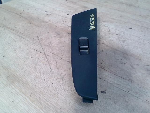 bontott MAZDA 3 Bal hátsó Ablakemelő Kapcsoló