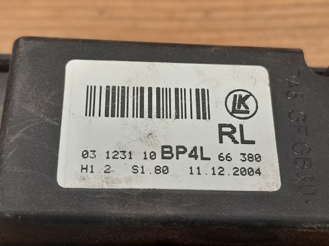 bontott MAZDA 3 Bal hátsó Ablakemelő Kapcsoló