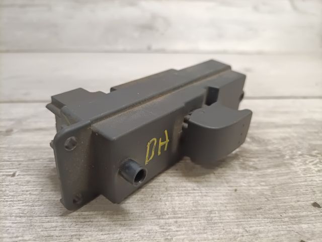 bontott MAZDA 3 Bal hátsó Ablakemelő Kapcsoló