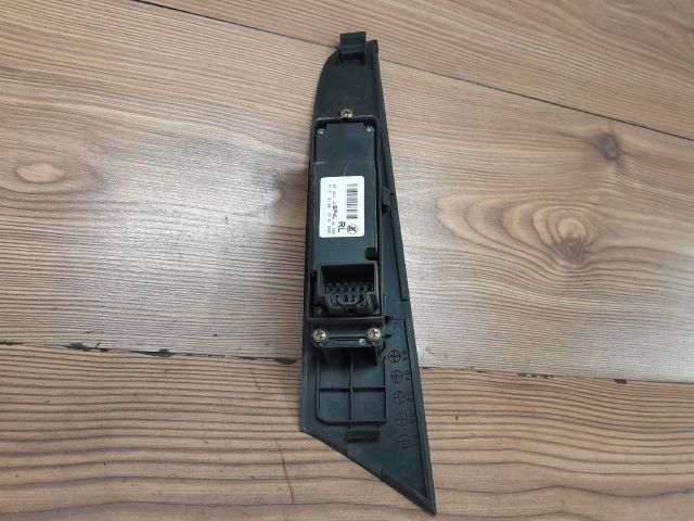 bontott MAZDA 3 Bal hátsó Ablakemelő Kapcsoló