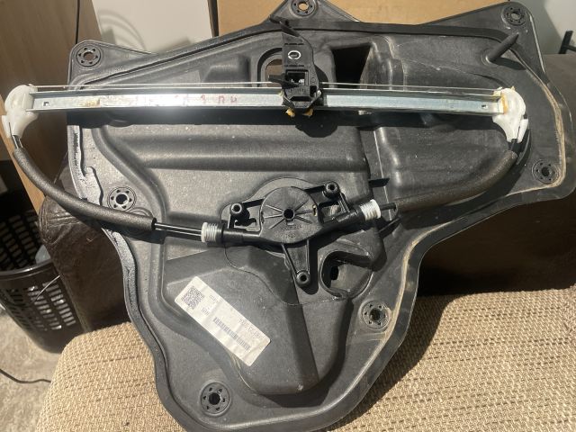 bontott MAZDA 3 Bal hátsó Ablakemelő Kapcsoló