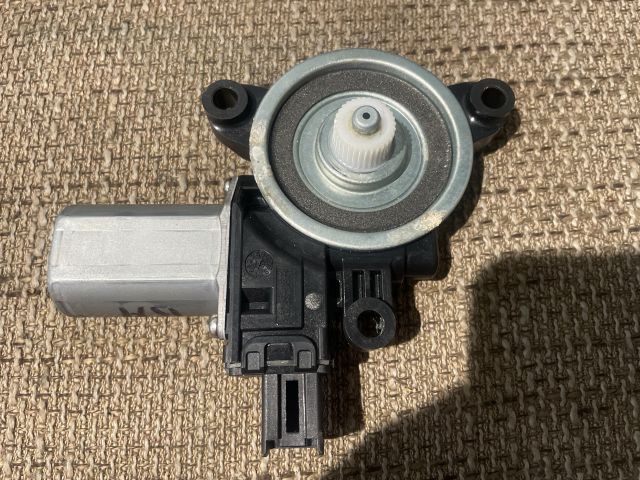 bontott MAZDA 3 Bal hátsó Ablakemelő Motor