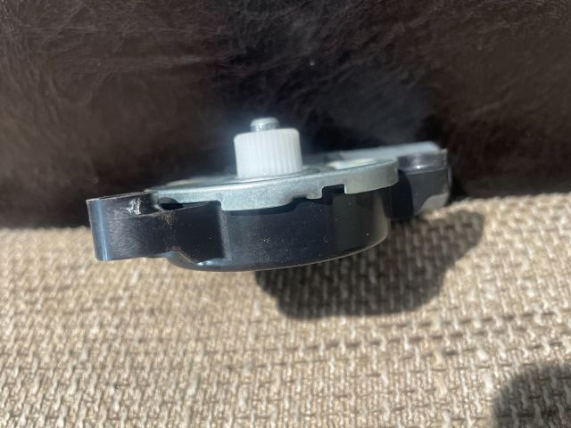 bontott MAZDA 3 Bal hátsó Ablakemelő Motor