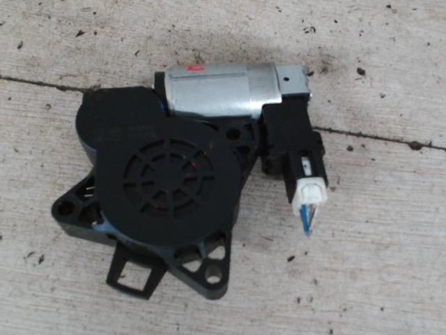 bontott MAZDA 3 Bal hátsó Ablakemelő Motor