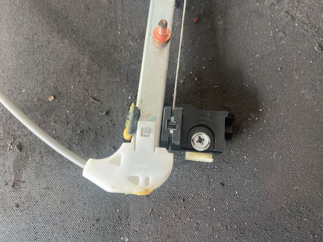 bontott MAZDA 3 Bal hátsó Ablakemelő Szerkezet (Elektromos)