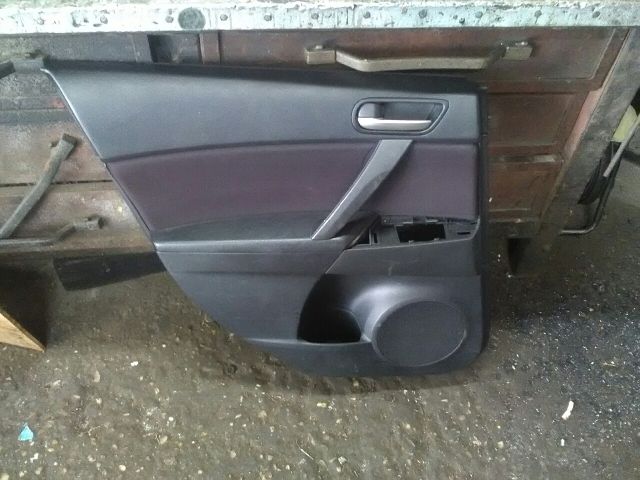 bontott MAZDA 3 Bal hátsó Ajtó Kárpit