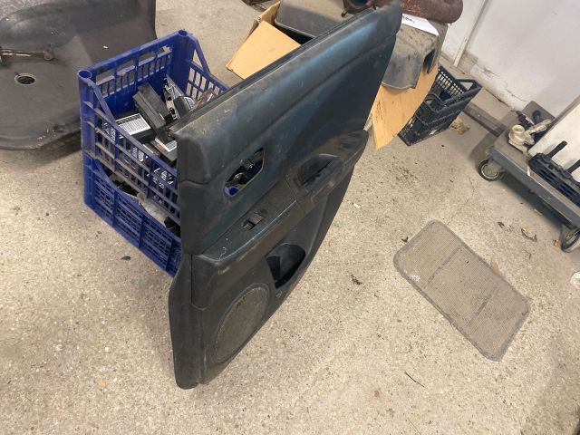 bontott MAZDA 3 Bal hátsó Ajtó Kárpit