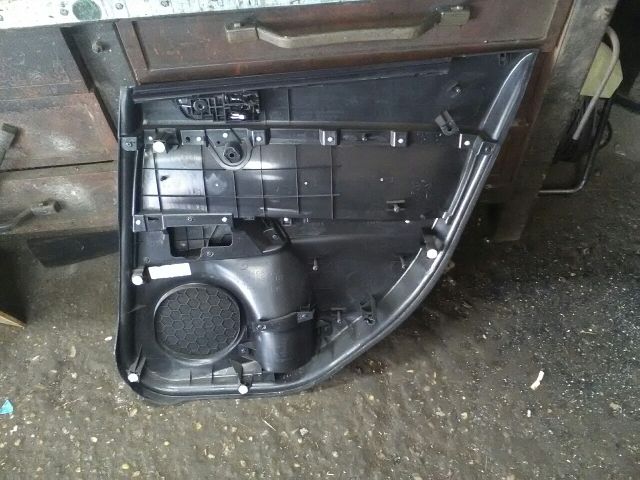 bontott MAZDA 3 Bal hátsó Ajtó Kárpit