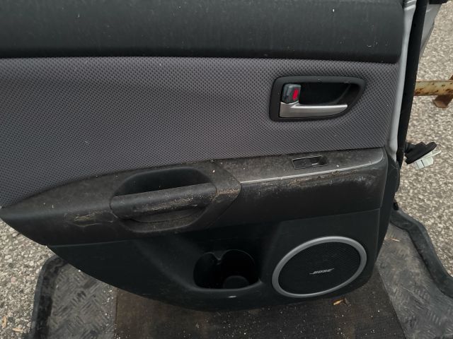 bontott MAZDA 3 Bal hátsó Ajtó (Részeivel)