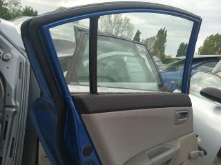bontott MAZDA 3 Bal hátsó Ajtó (Részeivel)