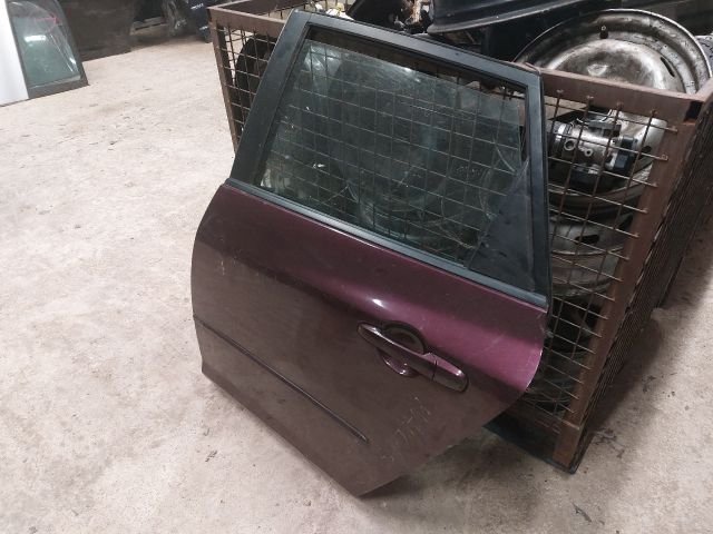 bontott MAZDA 3 Bal hátsó Ajtó (Részeivel)