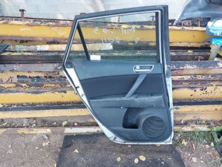 bontott MAZDA 3 Bal hátsó Ajtó (Részeivel)
