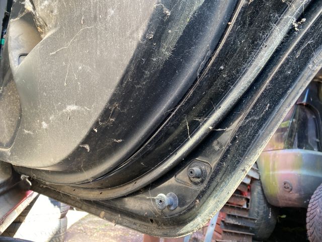 bontott MAZDA 3 Bal hátsó Ajtó (Üres lemez)