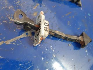 bontott MAZDA 3 Bal hátsó Ajtóhatároló