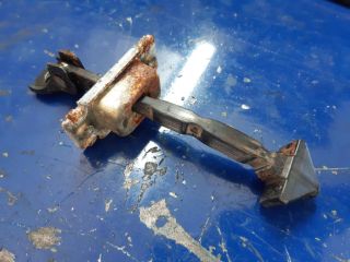 bontott MAZDA 3 Bal hátsó Ajtóhatároló