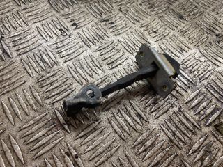 bontott MAZDA 3 Bal hátsó Ajtóhatároló