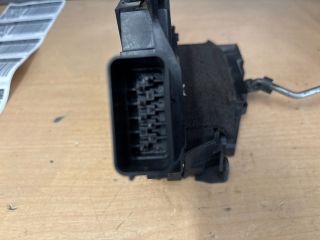 bontott MAZDA 3 Bal hátsó Ajtózár