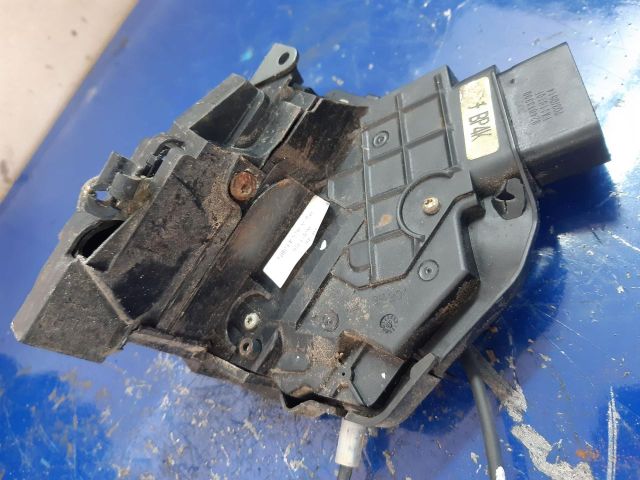 bontott MAZDA 3 Bal hátsó Ajtózár