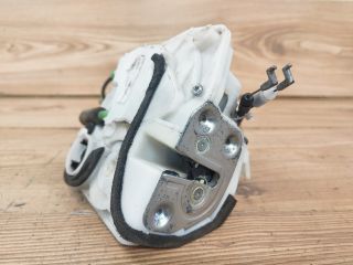 bontott MAZDA 3 Bal hátsó Ajtózár