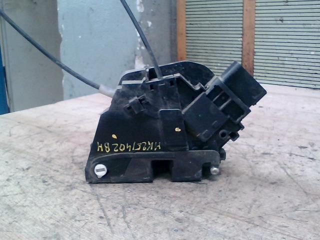 bontott MAZDA 3 Bal hátsó Ajtózár