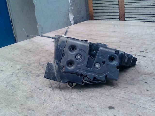 bontott MAZDA 3 Bal hátsó Ajtózár