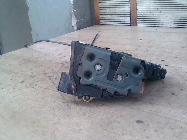 bontott MAZDA 3 Bal hátsó Ajtózár