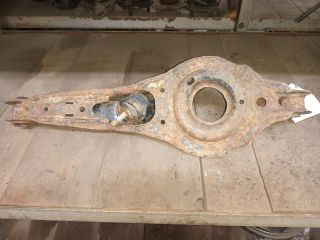 bontott MAZDA 3 Bal hátsó Alsó Hátsó Lengőkar