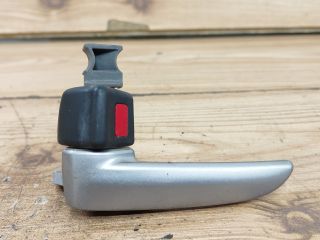 bontott MAZDA 3 Bal hátsó Belső Kilincs