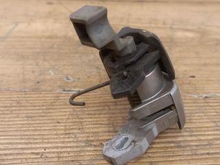 bontott MAZDA 3 Bal hátsó Belső Kilincs