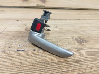 bontott MAZDA 3 Bal hátsó Belső Kilincs