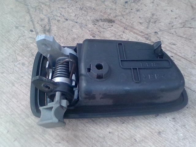 bontott MAZDA 3 Bal hátsó Belső Kilincs