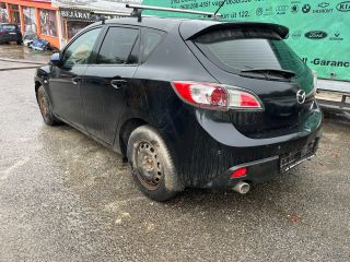 bontott MAZDA 3 Bal hátsó Gumikéder