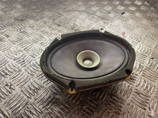 bontott MAZDA 3 Bal hátsó Hangszóró