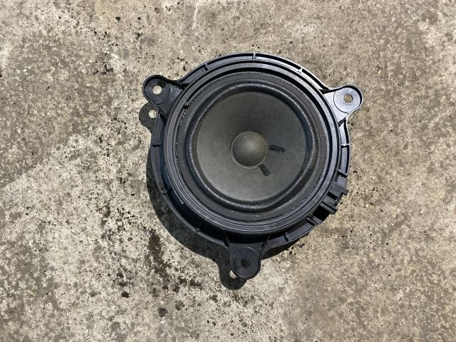bontott MAZDA 3 Bal hátsó Hangszóró
