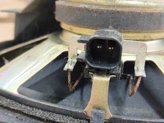 bontott MAZDA 3 Bal hátsó Hangszóró