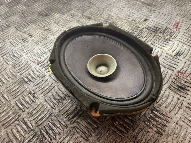 bontott MAZDA 3 Bal hátsó Hangszóró