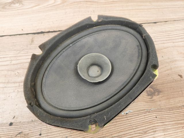 bontott MAZDA 3 Bal hátsó Hangszóró