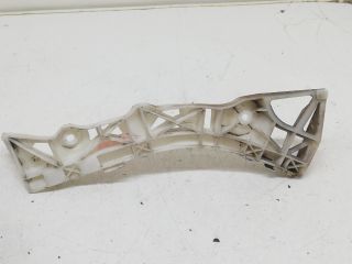 bontott MAZDA 3 Bal hátsó Lökhárító Tartó (Műanyag)