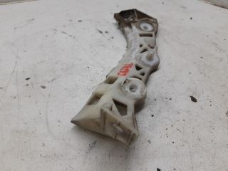 bontott MAZDA 3 Bal hátsó Lökhárító Tartó (Műanyag)