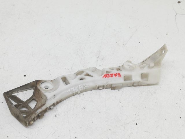 bontott MAZDA 3 Bal hátsó Lökhárító Tartó (Műanyag)