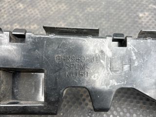 bontott MAZDA 3 Bal hátsó Oldal Lökhárító Tartó (Műanyag)